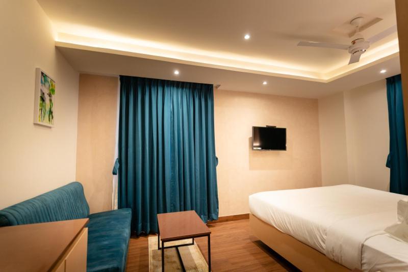Hotel Ocean Blue Višákhapatnam Exteriér fotografie